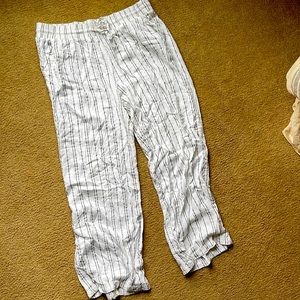 White linen striped pants